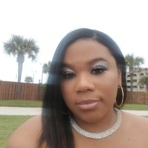 Meet your Posher, Kandice